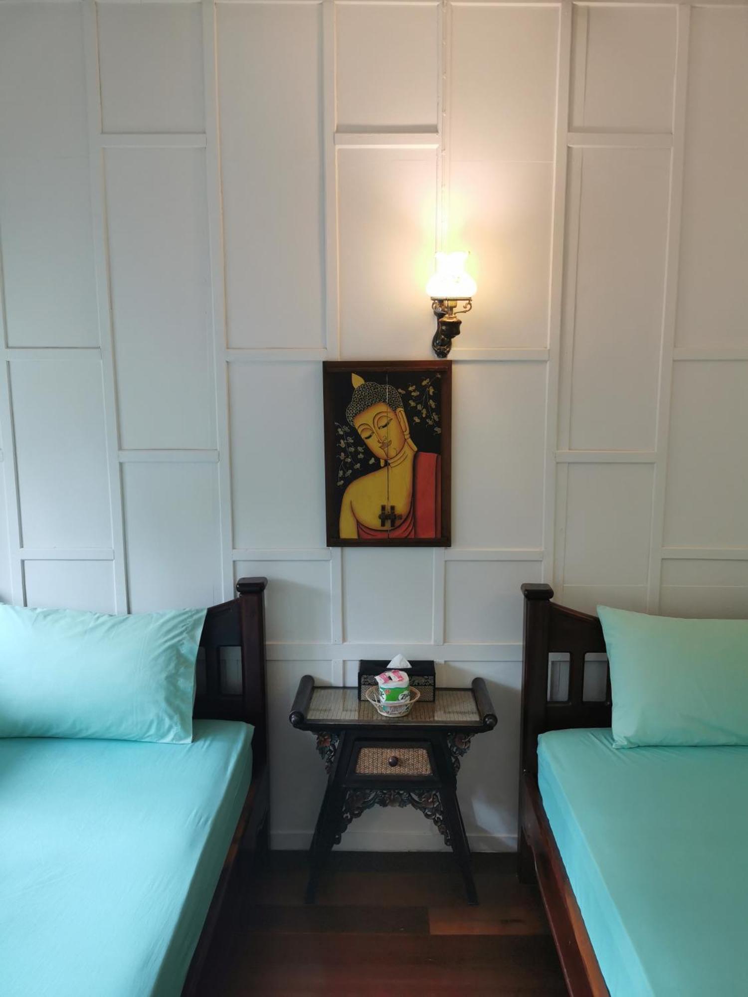 Tavee Guesthouse 방콕 객실 사진